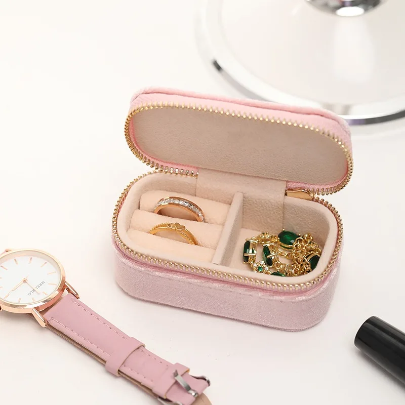 Mini portagioie da viaggio, cu - Velvet Jewelry Box recensione e prezzo