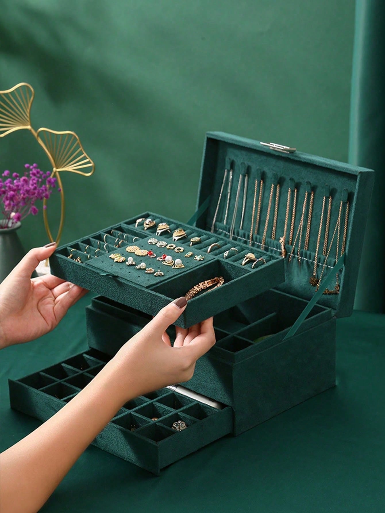 Portagioie in Velluto a 3 Live - Velvet Jewelry Box recensione e prezzo